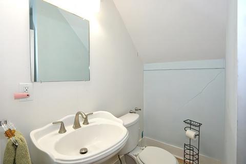 4 Geneva St, Worcester, MA 01602 photo 37