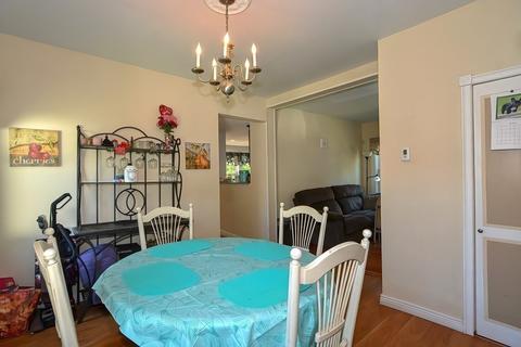 4 Geneva St, Worcester, MA 01602 photo 15