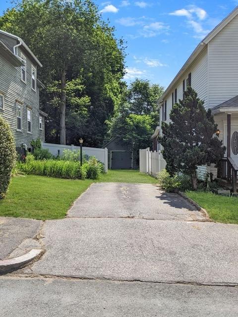 4 Geneva St, Worcester, MA 01602 photo 5