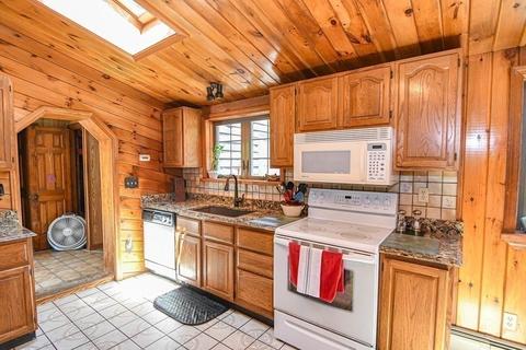 63 4th St, Dracut, MA 01826 photo 13