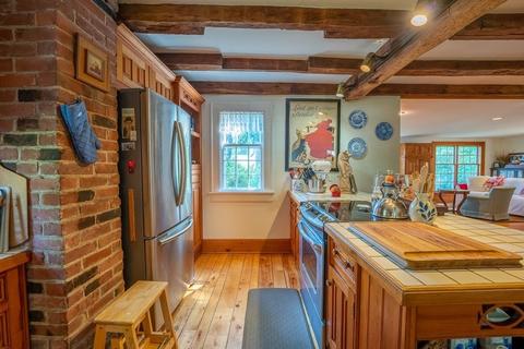 17 Laurel Rd, West Springfield, MA 01089 photo 8