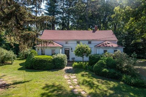 17 Laurel Rd, West Springfield, MA 01089 photo 2