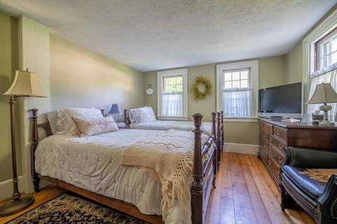 17 Laurel Rd, West Springfield, MA 01089 photo 22