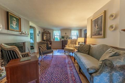 17 Laurel Rd, West Springfield, MA 01089 photo 18