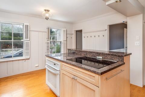 3 Lattimer St, Marblehead, MA 01945 photo 11