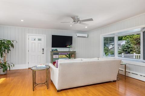 3 Lattimer St, Marblehead, MA 01945 photo 22