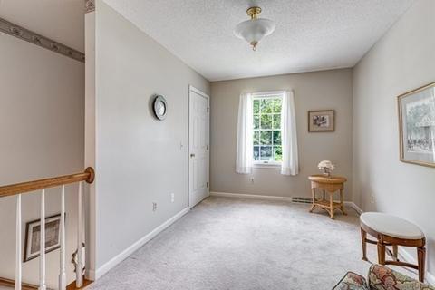 39 Venture Dr, Springfield, MA 01119 photo 24