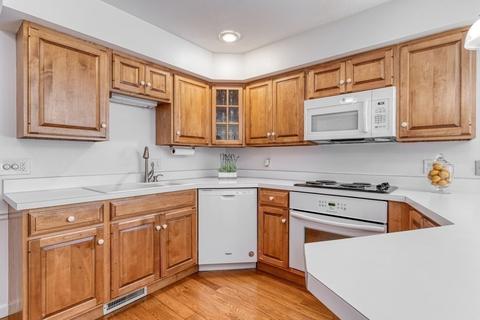 39 Venture Dr, Springfield, MA 01119 photo 13