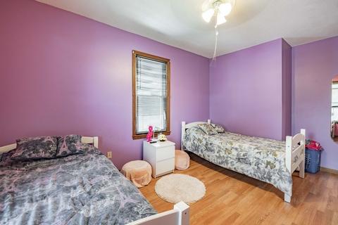 53 Parkside St, Springfield, MA 01104 photo 24