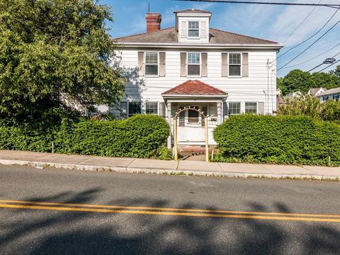 35 Centennial Ave, Gloucester, MA 01930 photo 1
