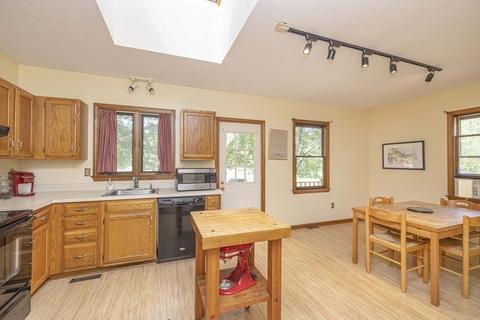 20 Plain St, Norton, MA 02766 photo 5