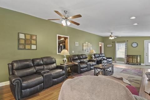 44 Abbott St, Gardner, MA 01440 photo 17
