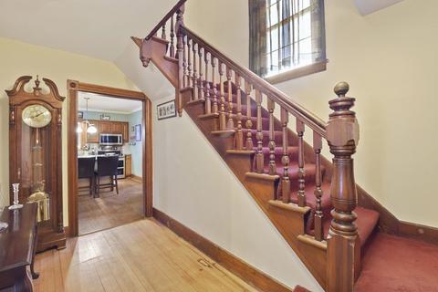 44 Abbott St, Gardner, MA 01440 photo 5