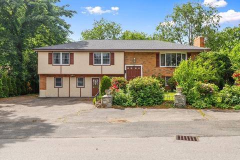 63 Mount Hope St, Dedham, MA 02026 photo 2