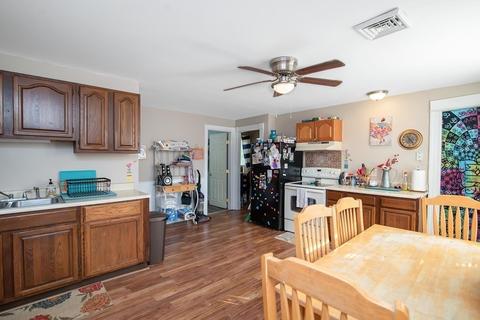 31 Geneva St, Springfield, MA 01151 photo 23
