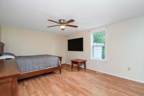 31 Geneva St, Springfield, MA 01151 photo 14