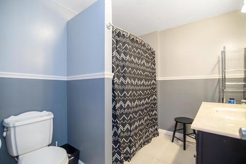 31 Geneva St, Springfield, MA 01151 photo 17