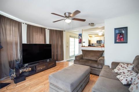 31 Geneva St, Springfield, MA 01151 photo 8