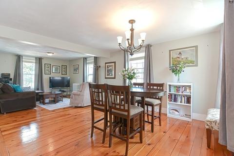32 Arthur St #3, Beverly, MA 01915 photo 12