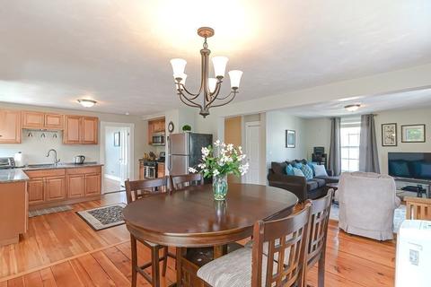 32 Arthur St #3, Beverly, MA 01915 photo 2