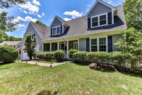 12 Maple St, Mashpee, MA 02649 photo 1