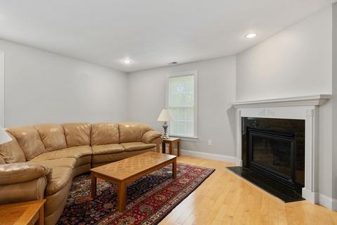 12 Maple St, Mashpee, MA 02649 photo 26