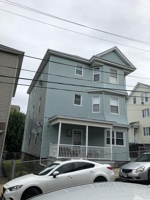 430 Hope St, Fall River, MA 02721 photo 3