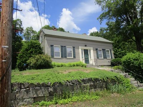 17 Chapel St, Ashburnham, MA 01430 photo 1