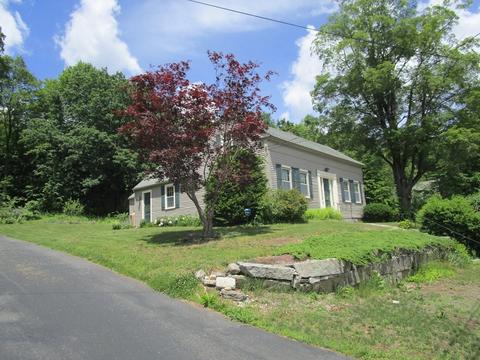 17 Chapel St, Ashburnham, MA 01430 photo 3