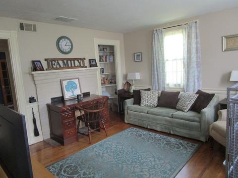 17 Chapel St, Ashburnham, MA 01430 photo 8