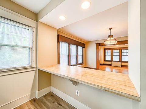 60 Home St, Springfield, MA 01104 photo 5