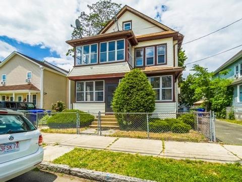 60 Home St, Springfield, MA 01104 photo 1