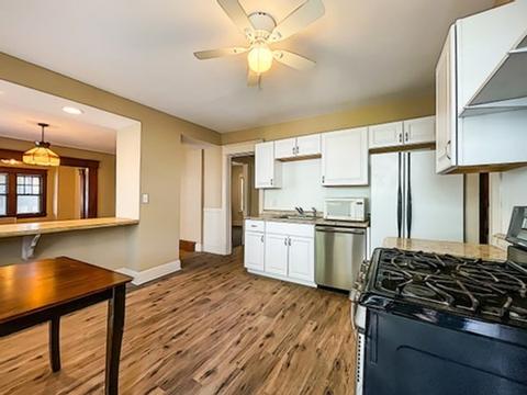 60 Home St, Springfield, MA 01104 photo 6