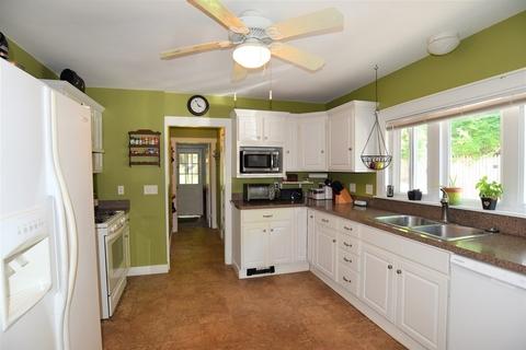 56 High St, Athol, MA 01331 photo 2