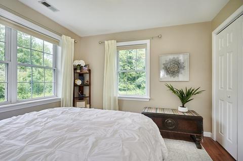 18 Clark Ln, Easthampton, MA 01027 photo 17