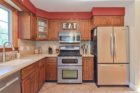 2730 Highland Ave, Fall River, MA 02720 photo 17