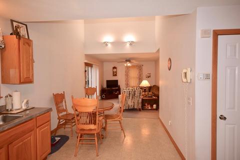 30 Herbert Ave, Springfield, MA 01119 photo 3