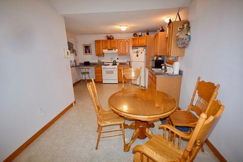 30 Herbert Ave, Springfield, MA 01119 photo 5