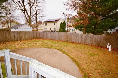 30 Herbert Ave, Springfield, MA 01119 photo 18