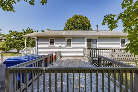 65 Leatherleaf Dr, Springfield, MA 01109 photo 33