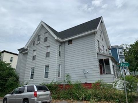 39 Fox St, Worcester, MA 01604 photo 2
