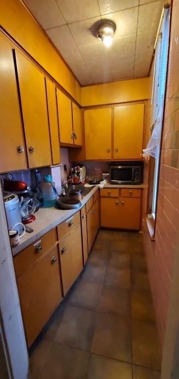 39 Fox St, Worcester, MA 01604 photo 18