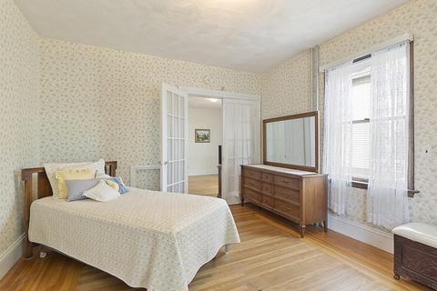 75 Bradford St, Everett, MA 02149 photo 9