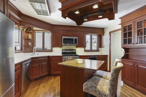 102 Plummer Ave, Winthrop, MA 02152 photo 5
