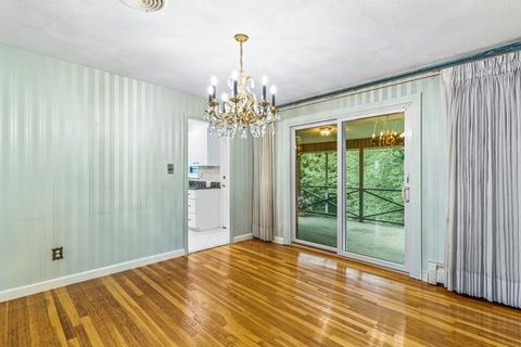 17 Gerald Rd, Marblehead, MA 01945 photo 11