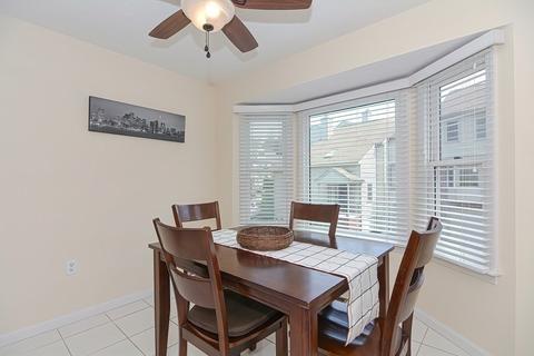 62 Maple St #B, Canton, MA 02021 photo 7