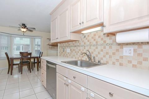 62 Maple St #B, Canton, MA 02021 photo 11