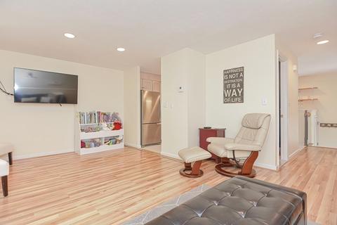 62 Maple St #B, Canton, MA 02021 photo 6