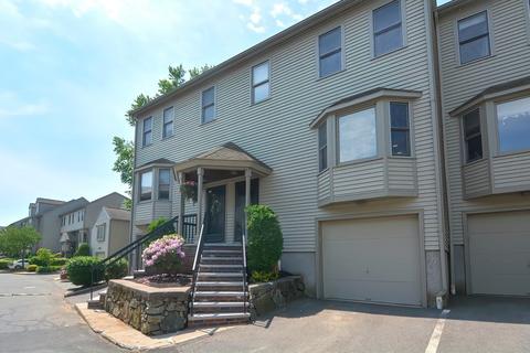 62 Maple St #B, Canton, MA 02021 photo 2