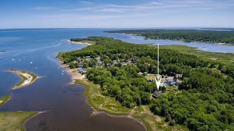 156 Cromesett Rd, Wareham, MA 02571 photo 2